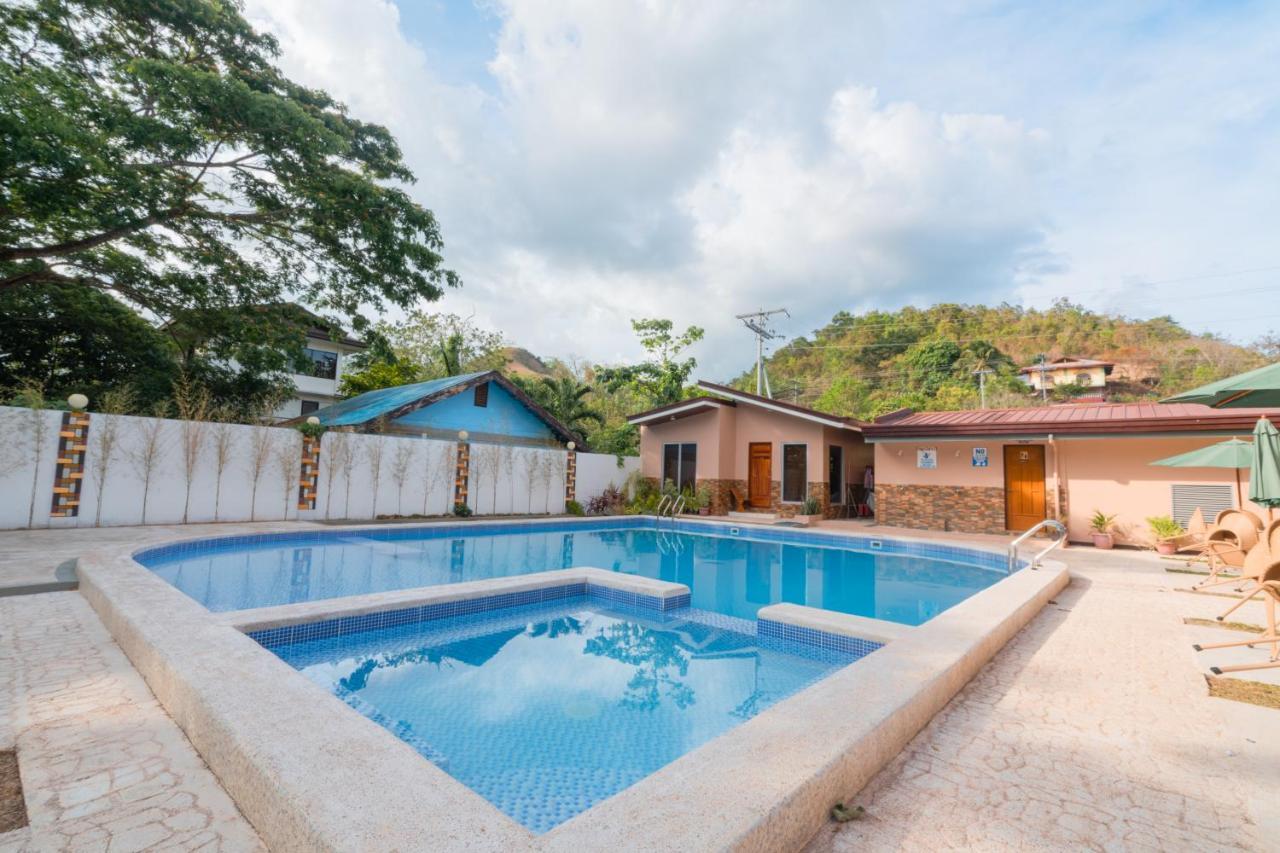 Island Wanderers Inn โกรอน ภายนอก รูปภาพ